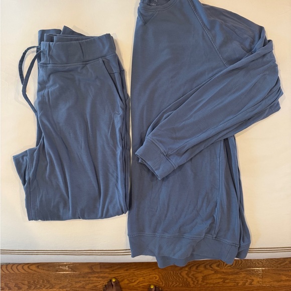 cozy earth Other - COZY EARTH Men’s pajamas or lounge wear set